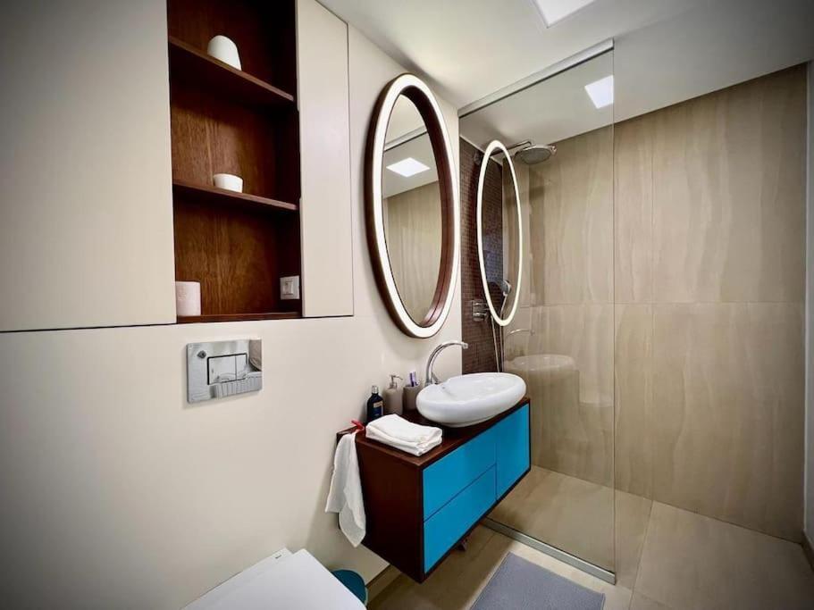 Bright And Modern Home Timişoara Buitenkant foto